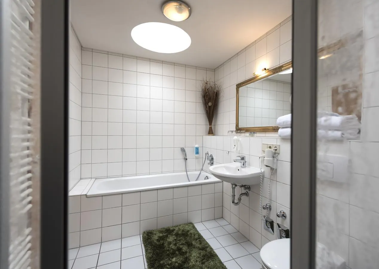 Hotel Ambassador-Berlin Grunau 3*, Berlin Germany